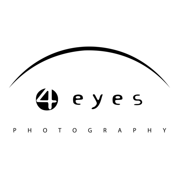 4 eyes photography logo