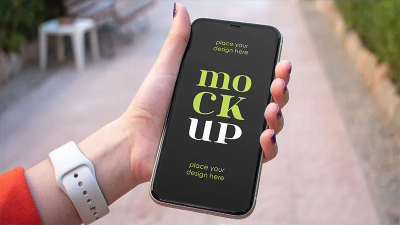 5 Shots of Phone Screen Mockup