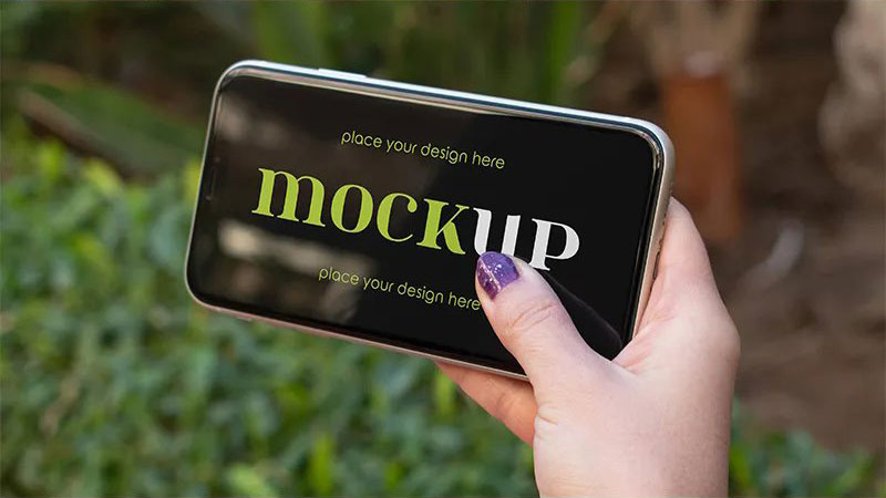 5 Shots of Phone Screen Mockup