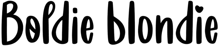Boldie Blondie Font