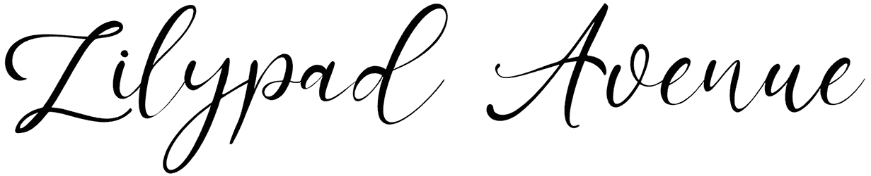 Lilypad Avenue Font