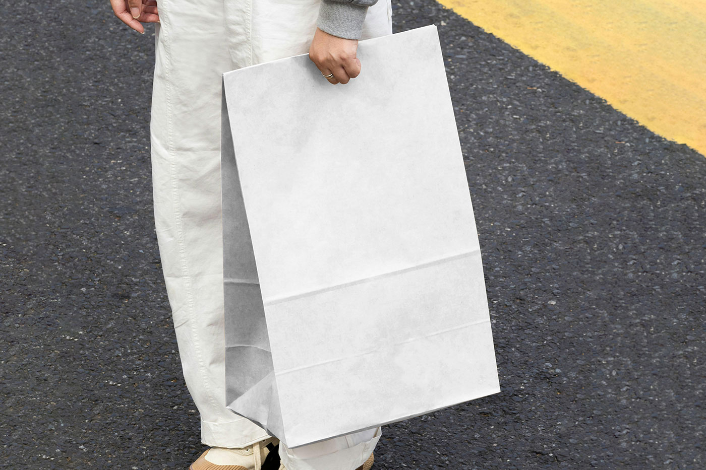 Free Big Bag Packaging Mockup PSD Template