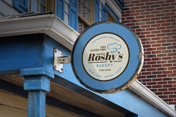 Circle Traditional Vintage Wall Mounted Sign Board Mockup