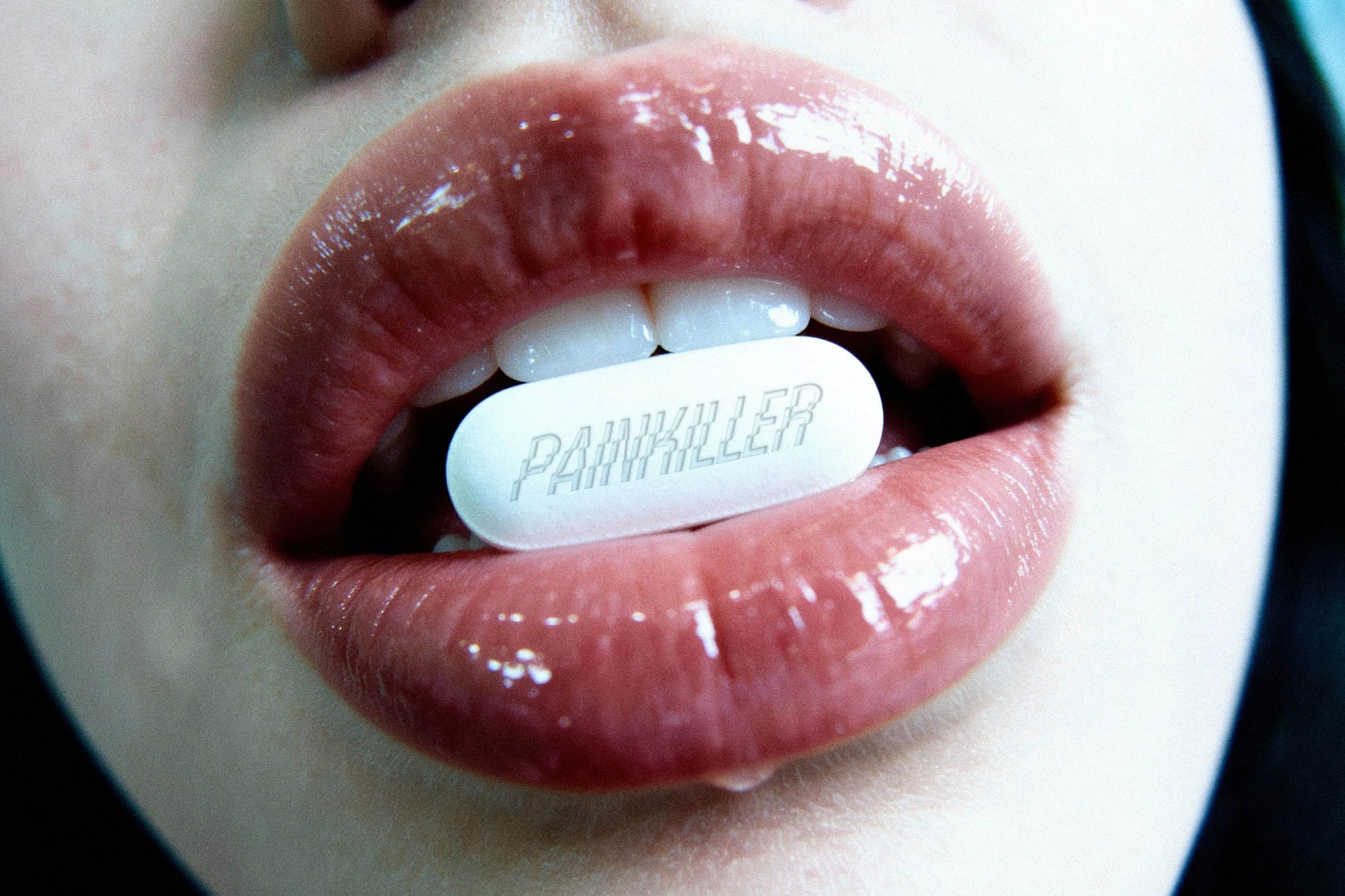 Free Debossed Pill Mockup PSD Template