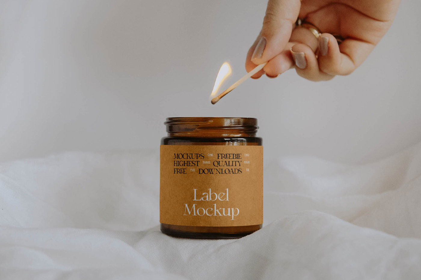 Front View of Round Minimal Light Candle Mockup FREE PSD