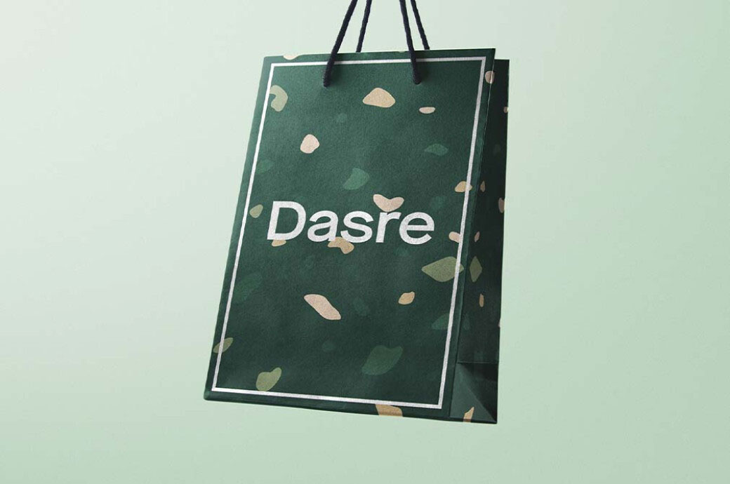Free Gift Bag Mockup PSD Template