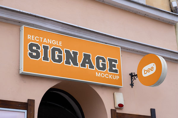 Perspective View of Horizontal Banner Mockup with Circle Sign