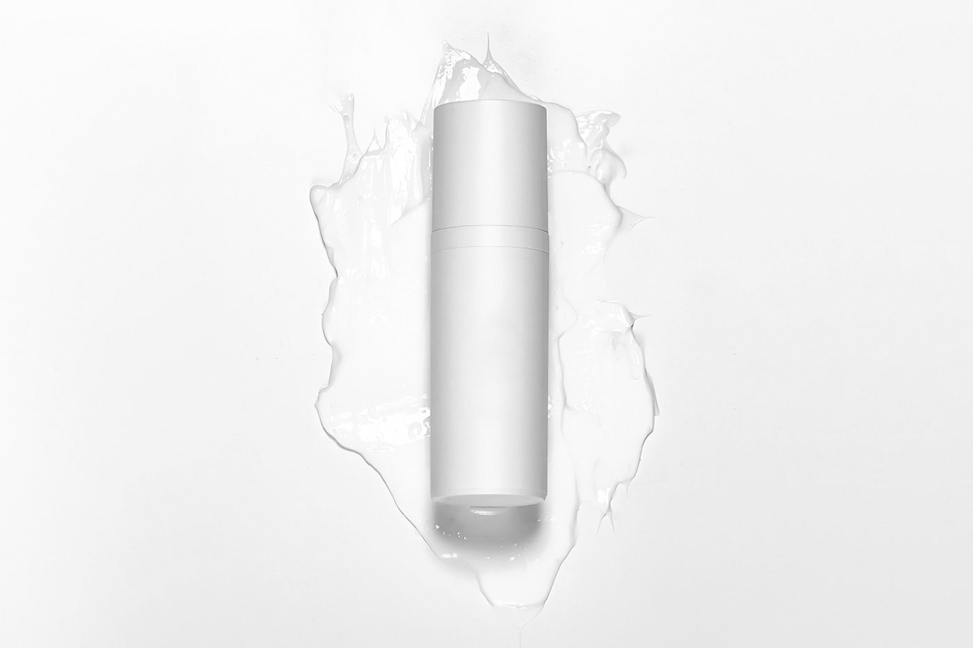 Free Small Cosmetic Bottle Mockup PSD Template