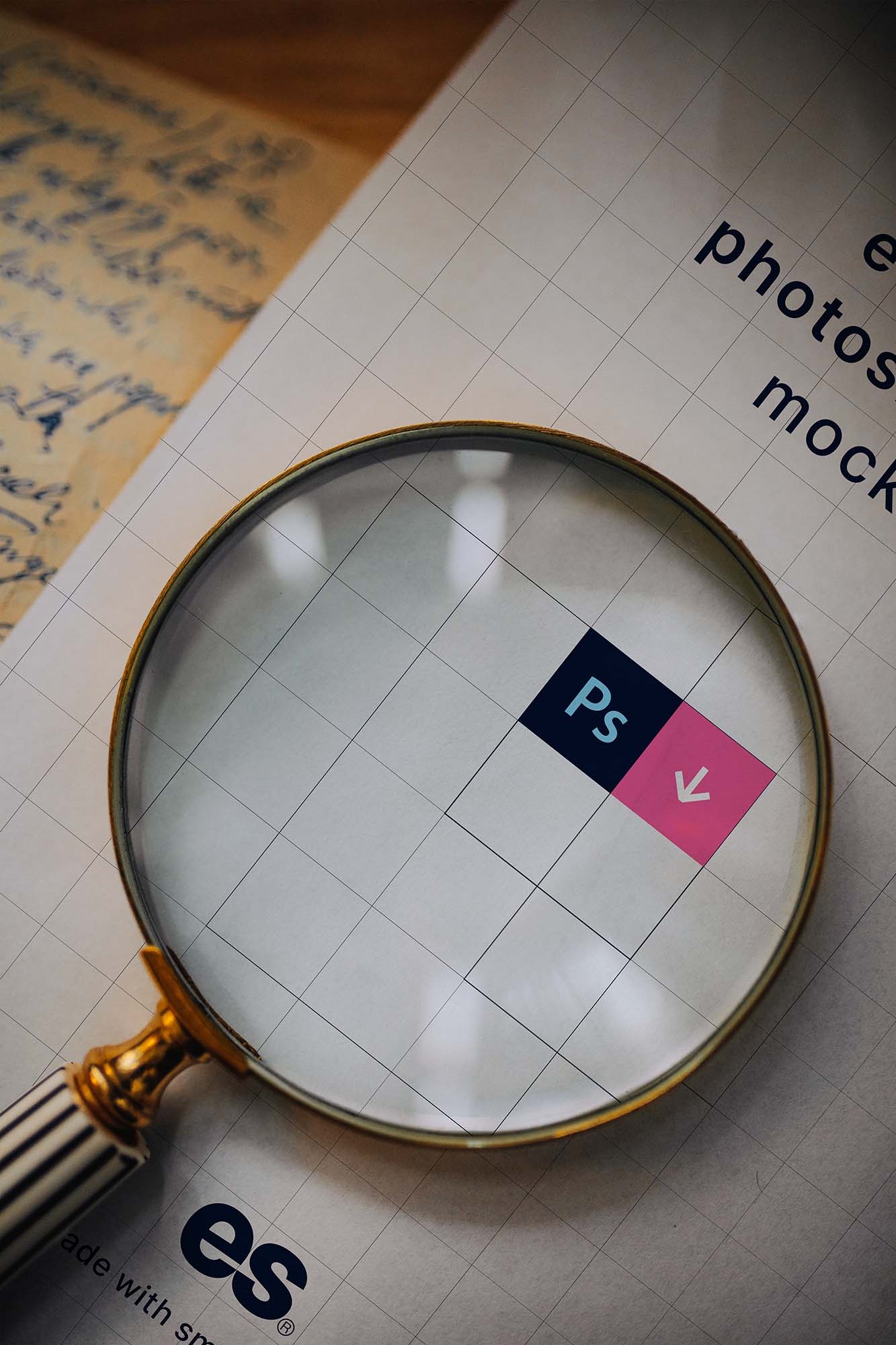 Top View of Realistic Magnifying Glass Mockup FREE PSD