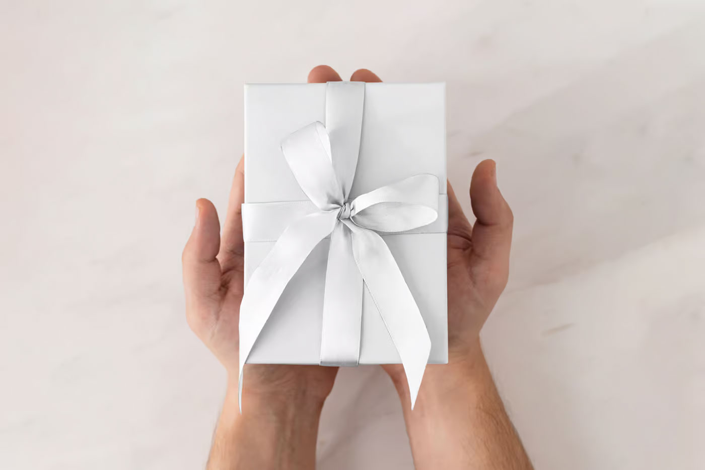 Free Xmas Gift Box Mockups PSD Template