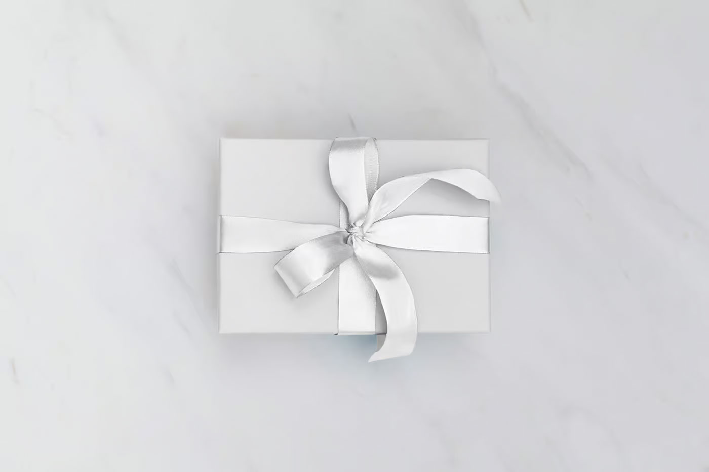 Free Xmas Gift Box Mockups PSD Template